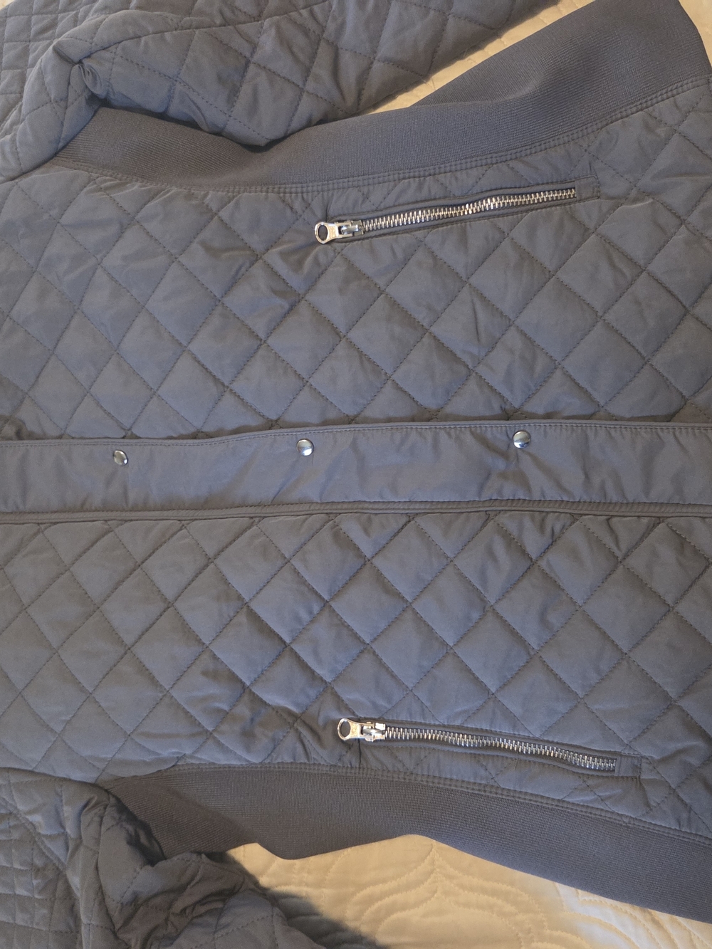 New York & Company Quilted Puffer Jacket in Charcoal